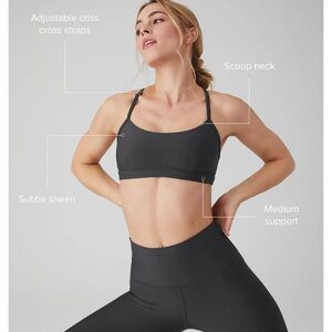 Alo airlift intrigue sports bra